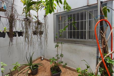 Casa à venda com 265m², 4 quartos e 3 vagas Casa à venda com 265m², 4 quartos e 3 vagasÁrea de Luz