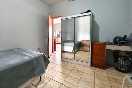 Casa à venda com 265m², 4 quartos e 3 vagas Casa à venda com 265m², 4 quartos e 3 vagasCômodo extra