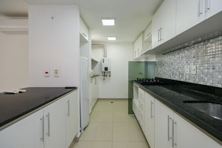 Apartamento para alugar com 59m², 1 quarto e 2 vagas Apartamento para alugar com 59m², 1 quarto e 2 vagasCozinha