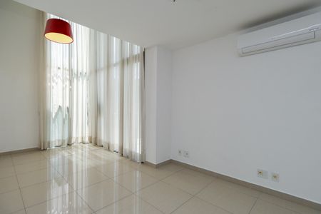 Apartamento para alugar com 59m², 1 quarto e 2 vagas Apartamento para alugar com 59m², 1 quarto e 2 vagasSala
