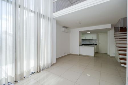 Apartamento para alugar com 59m², 1 quarto e 2 vagas Apartamento para alugar com 59m², 1 quarto e 2 vagasSala