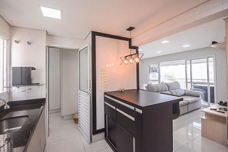 Apartamento para alugar com 107m², 3 quartos e 2 vagas Apartamento para alugar com 107m², 3 quartos e 2 vagasCozinha