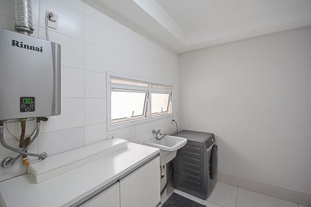 Apartamento para alugar com 107m², 3 quartos e 2 vagas Apartamento para alugar com 107m², 3 quartos e 2 vagasÁrea de Serviço