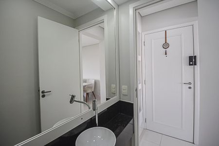 Apartamento para alugar com 107m², 3 quartos e 2 vagas Apartamento para alugar com 107m², 3 quartos e 2 vagasLavabo