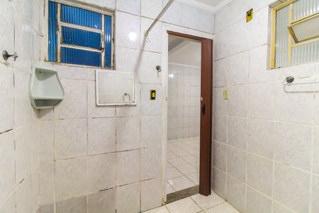 Casa à venda com 70m², 1 quarto e sem vagaBanheiro