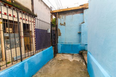 Casa à venda com 70m², 1 quarto e sem vagaQuintal
