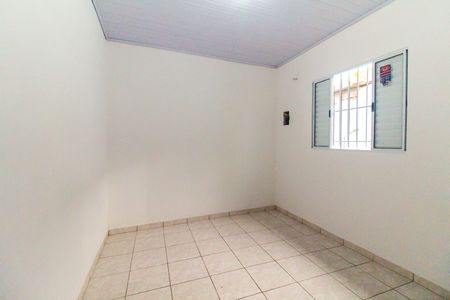 Casa à venda com 70m², 1 quarto e sem vagaQuarto