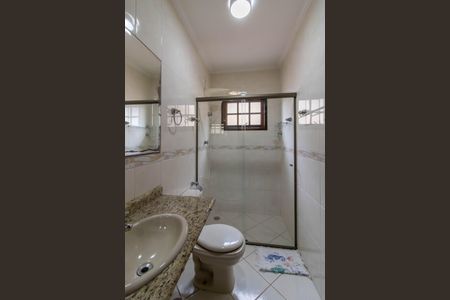 Casa à venda com 160m², 3 quartos e 2 vagasSuíte