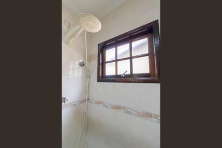 Casa à venda com 160m², 3 quartos e 2 vagasSuíte