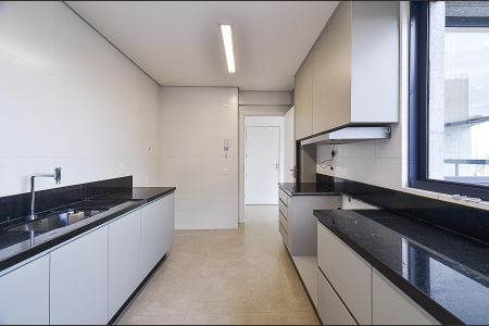 Apartamento para alugar com 158m², 3 quartos e 3 vagasCozinha