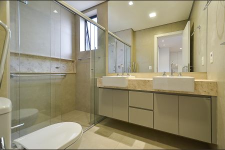 Apartamento para alugar com 158m², 3 quartos e 3 vagasBanheiro Suíte 3