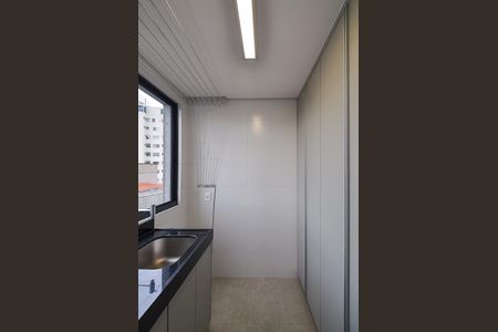 Apartamento para alugar com 158m², 3 quartos e 3 vagasÁrea de Serviço