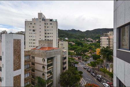 Apartamento para alugar com 158m², 3 quartos e 3 vagasVista