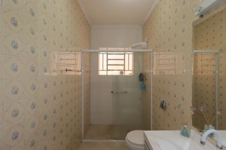 Casa à venda com 235m², 2 quartos e 1 vagaBanheiro