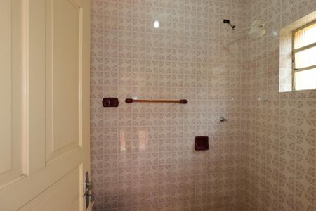 Casa à venda com 235m², 2 quartos e 1 vagaBanheiro de Serviço