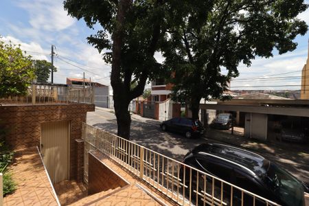 Casa à venda com 235m², 2 quartos e 1 vagaEntrada