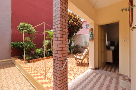 Casa à venda com 235m², 2 quartos e 1 vagaJardim