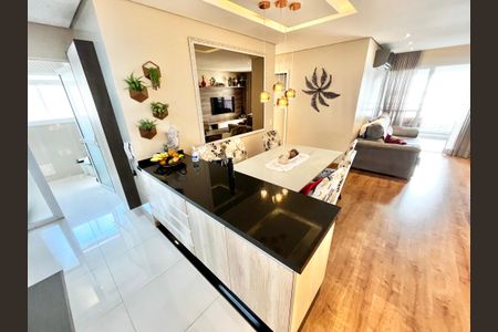 Apartamento à venda com 88m², 3 quartos e 2 vagasCozinha