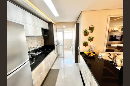 Apartamento à venda com 88m², 3 quartos e 2 vagasCozinha