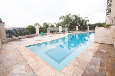 Apartamento à venda com 88m², 3 quartos e 2 vagasÁrea comum - Piscina