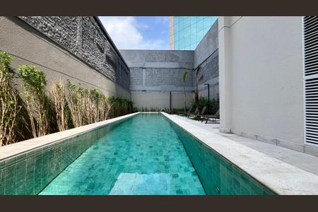 Studio para alugar com 43m², 1 quarto e sem vagaPiscina