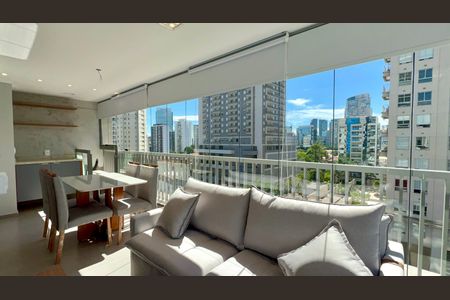 Varanda de kitnet/studio à venda com 1 quarto, 43m² em Pinheiros, São Paulo
