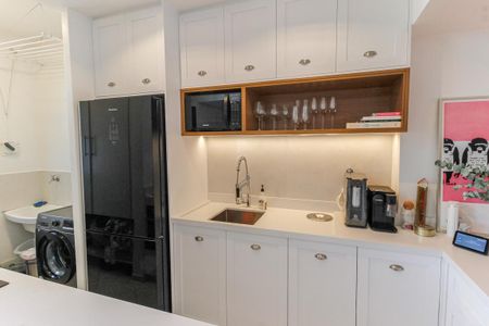 Apartamento à venda com 85m², 1 quarto e 2 vagasCozinha - Armários