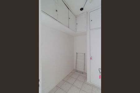 Apartamento para alugar com 104m², 1 quarto e 1 vaga Apartamento para alugar com 104m², 1 quarto e 1 vagaQuarto de Serviço