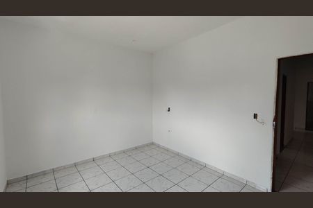 Casa para alugar com 100m², 3 quartos e 2 vagasQuarto 3