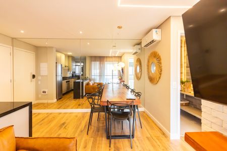 Apartamento à venda com 66m², 2 quartos e 1 vagaSala 