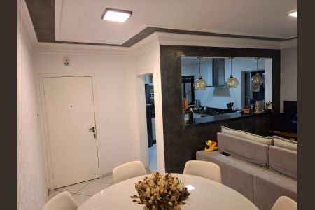 Sala de apartamento para alugar com 2 quartos, 80m² em Jardim Chacara Mea, Suzano