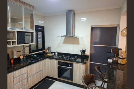 Apartamento para alugar com 80m², 2 quartos e 1 vagaCozinha