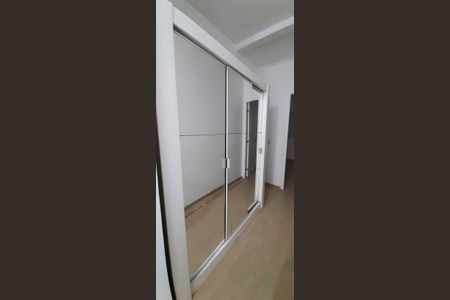 Apartamento para alugar com 78m², 3 quartos e 1 vagaArmário do Corredor