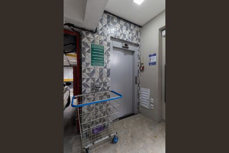Apartamento para alugar com 50m², 2 quartos e 1 vagaÁrea Comum - Elevador