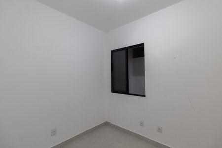 Quarto 2 de apartamento para alugar com 2 quartos, 50m² em Vila Dalila, São Paulo