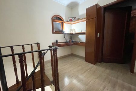 Casa à venda com 220m², 3 quartos e 2 vagas