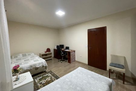 Casa à venda com 220m², 3 quartos e 2 vagas