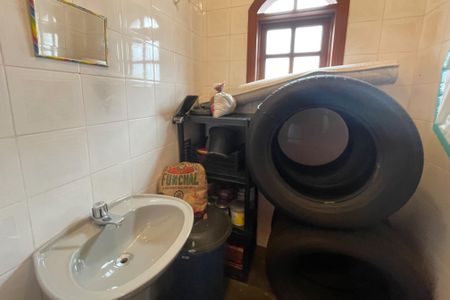 Casa à venda com 220m², 3 quartos e 2 vagas