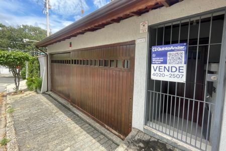 Casa à venda com 220m², 3 quartos e 2 vagas