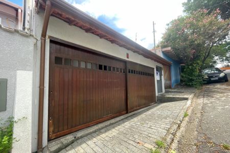 Casa à venda com 220m², 3 quartos e 2 vagas