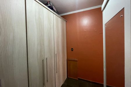 Casa à venda com 220m², 3 quartos e 2 vagas