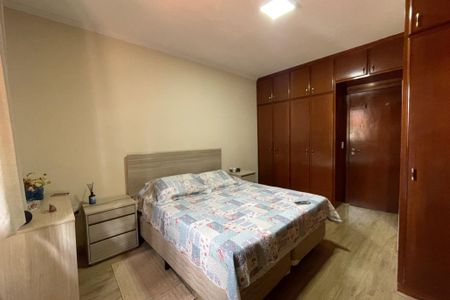 Casa à venda com 220m², 3 quartos e 2 vagas