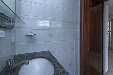 Apartamento para alugar com 65m², 2 quartos e 1 vagabanheiro na suíte_4