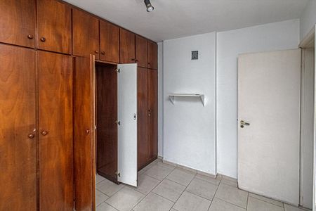 Apartamento para alugar com 65m², 2 quartos e 1 vagasuíte_3