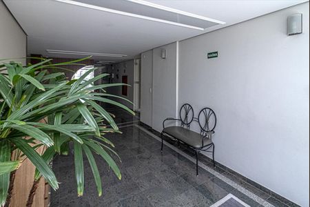 Apartamento para alugar com 65m², 2 quartos e 1 vagahall de entrada_2