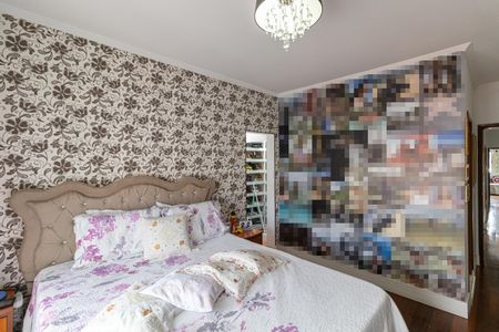 Casa à venda com 210m², 3 quartos e 4 vagas Casa à venda com 210m², 3 quartos e 4 vagasSuíte