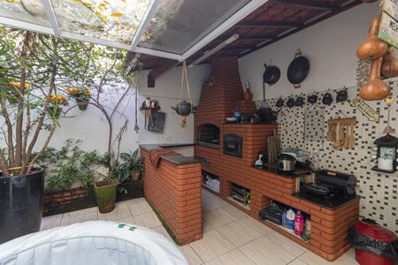 Casa à venda com 210m², 3 quartos e 4 vagas Casa à venda com 210m², 3 quartos e 4 vagasÁrea Gourmet e Churrasqueira