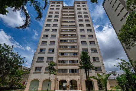 Apartamento à venda com 63m², 2 quartos e 1 vagaFachada