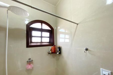 Casa à venda com 385m², 6 quartos e 4 vagasCasa cobertura - Banheiro da Suite