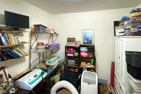 Casa à venda com 385m², 6 quartos e 4 vagasEscritório